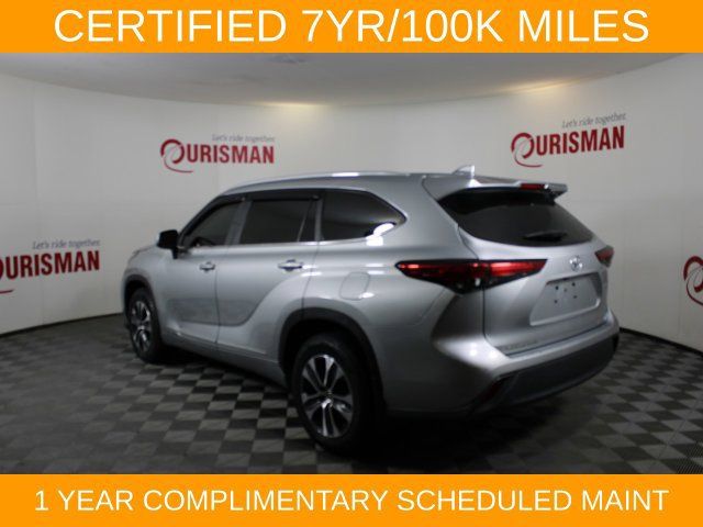 Used 2023 Toyota Highlander XLE AWD/4WD image 6