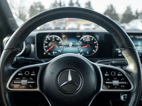 Used 2020 Mercedes-Benz A 220 4MATIC image 17