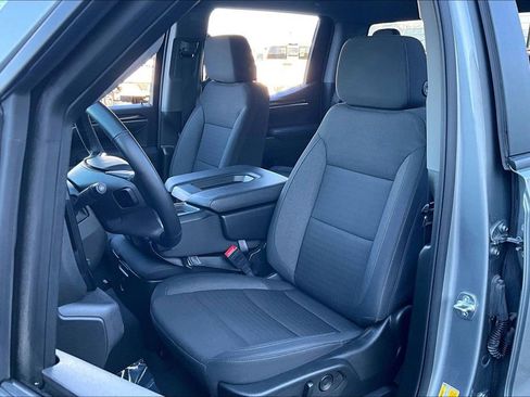 Used 2025 Chevrolet Silverado 1500 LT image 26