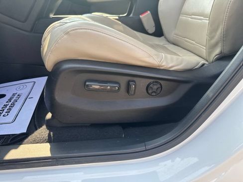 Used 2019 Honda CR-V Touring image 19