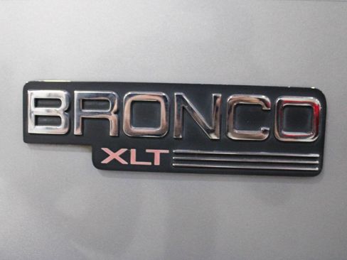 Used 1994 Ford Bronco XLT image 23