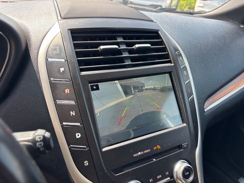 Used 2018 Lincoln MKC Select FWD image 20