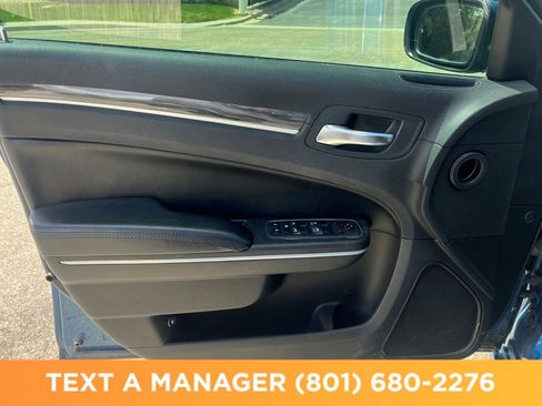 Used 2021 Chrysler 300 Touring L AWD/4WD image 10