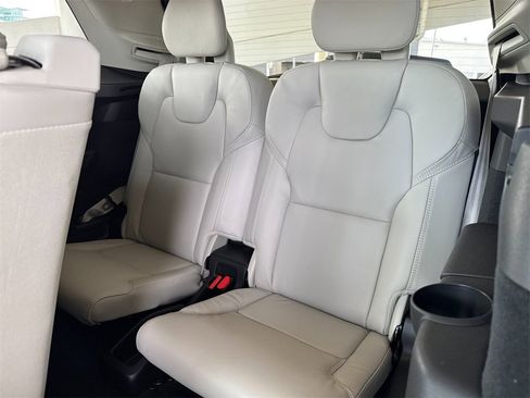 New 2026 Volvo XC90 T8 Ultra image 14