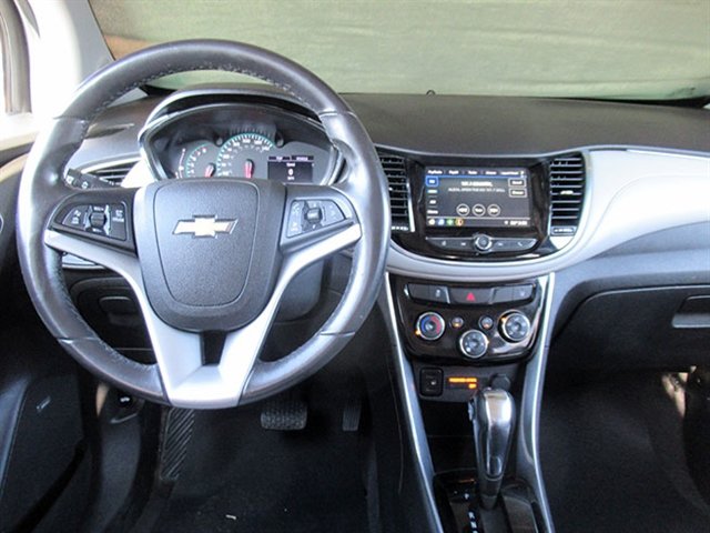 Used 2019 Chevrolet Trax Premier AWD/4WD image 17