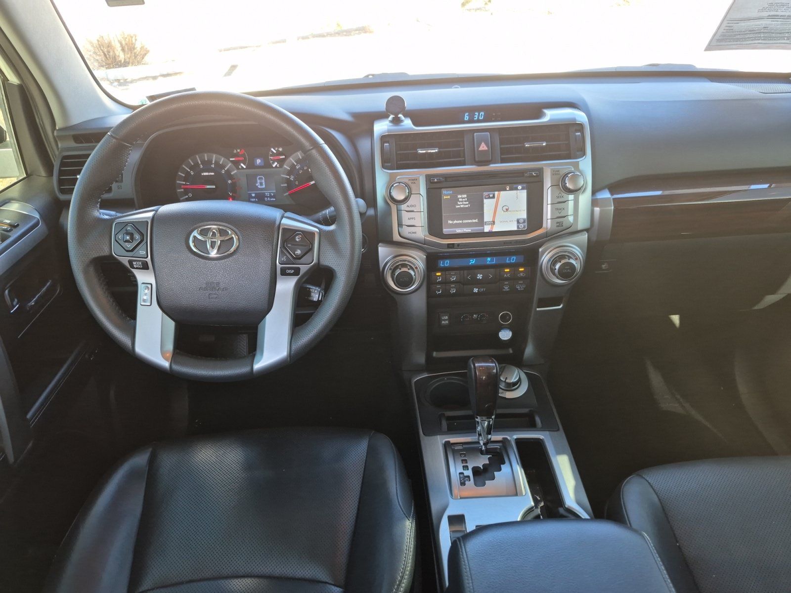Used 2019 Toyota 4Runner SR5 AWD/4WD image 18