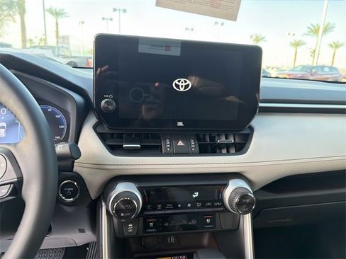 Used 2025 Toyota RAV4 Limited w/ Advanced Technology Package image 19