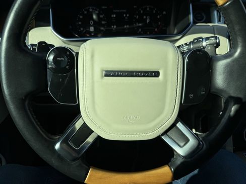 Used 2019 Land Rover Range Rover Supercharged image 18