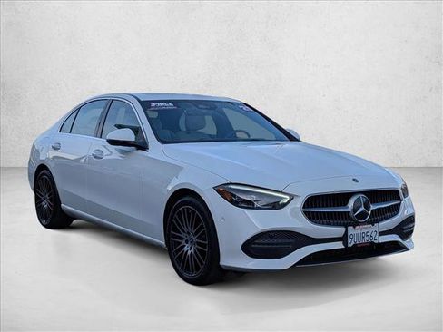 Used 2025 Mercedes-Benz C 300 Sedan image 3