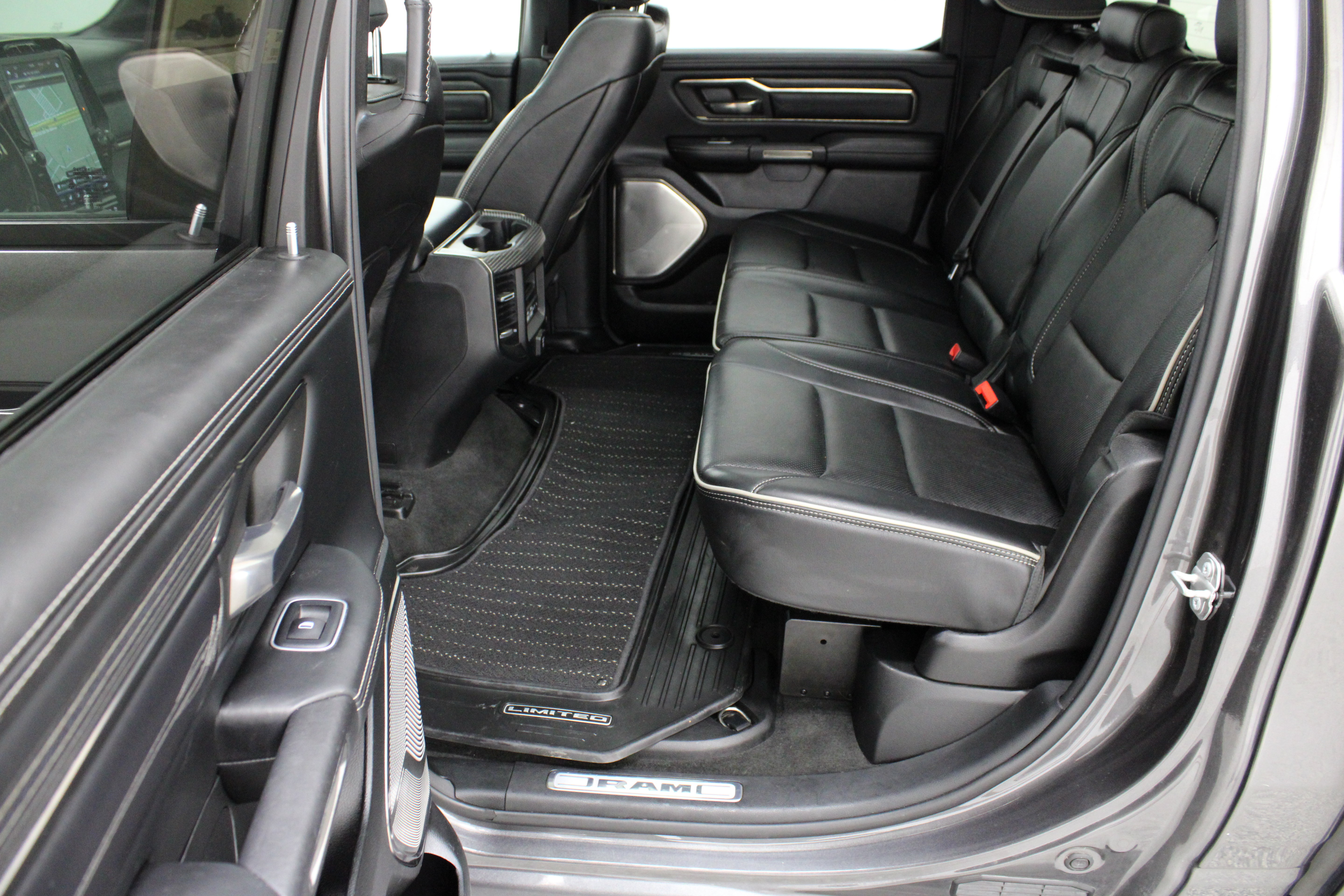 Used 2021 RAM 1500 Limited w/ Night Edition AWD/4WD image 35