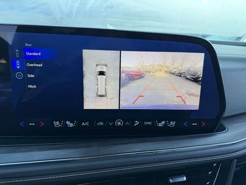 Certified 2025 Chevrolet Suburban Premier image 24