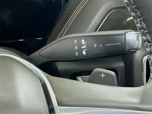 Used 2025 GMC Yukon Elevation image 15