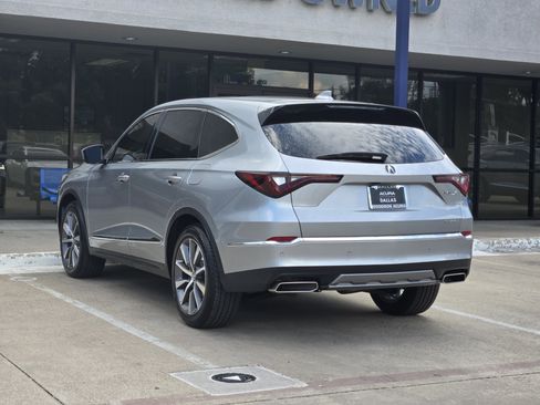 Certified 2025 Acura MDX w/ Technology Package image 8