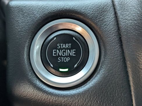 Certified 2024 Chevrolet Suburban LT AWD/4WD image 21