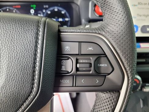 Used 2024 Toyota Tacoma TRD Off-Road image 30