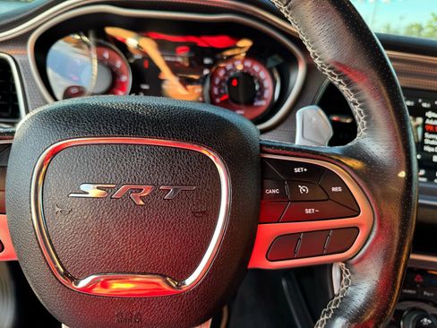 Used 2019 Dodge Challenger SRT Hellcat Redeye image 37