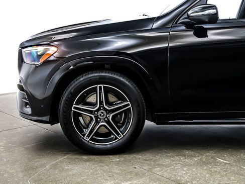 Used 2024 Mercedes-Benz GLE 350 4MATIC image 11