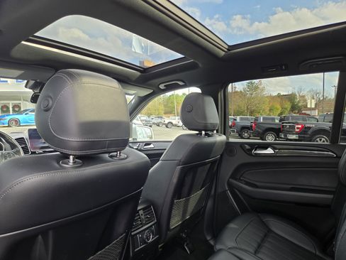 Used 2019 Mercedes-Benz GLS 450 4MATIC w/ Premium 1 Package image 16