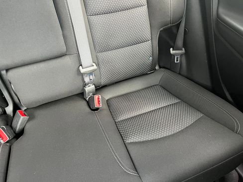 Used 2024 GMC Terrain SLE image 42