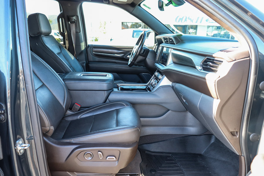 Used 2021 GMC Yukon Denali w/ Denali Ultimate Package AWD/4WD image 17