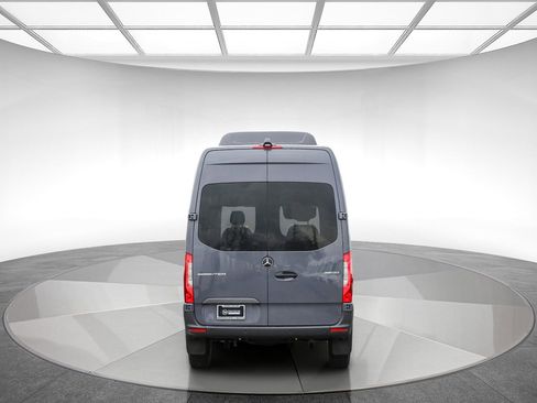 New 2024 Mercedes-Benz Sprinter 144 Cargo image 5