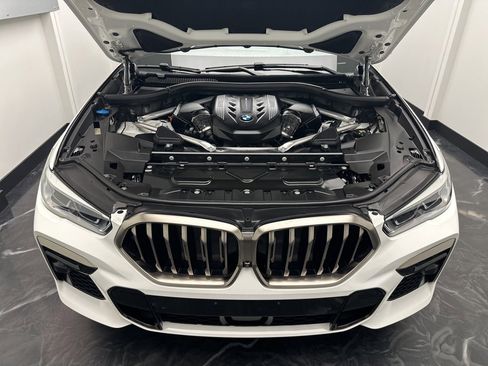 Used 2022 BMW X6 M50i w/ Executive Package image 32