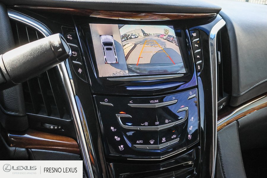 Used 2016 Cadillac Escalade Luxury RWD image 25
