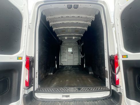 Used 2025 Ford Transit 250 148 High Roof Extended w/ Load Area Protection Package RWD image 32
