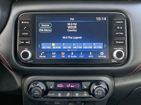 Used 2024 Nissan Kicks SR w/ SR Premium Package image 14