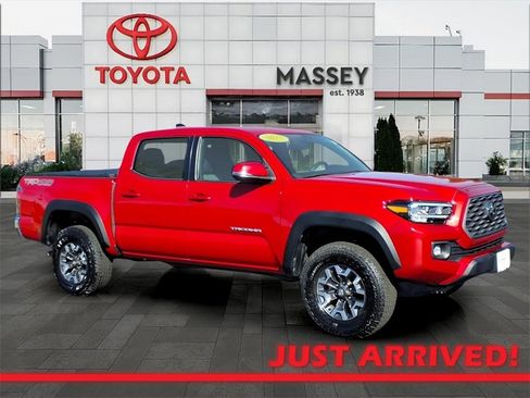 Used 2023 Toyota Tacoma TRD Off-Road image 1