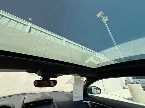 Used 2018 Jaguar F-TYPE R-Dynamic image 11