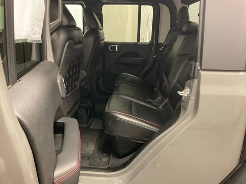 Used 2020 Jeep Gladiator Rubicon image 30