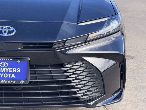 Used 2026 Toyota Camry LE FWD image 4