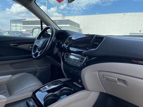 Used 2022 Honda Pilot Elite image 35
