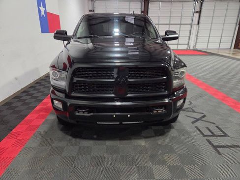 Used 2015 RAM 2500 Laramie w/ Black Appearance Group image 4