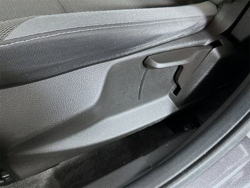 Used 2013 Ford Focus S image 17