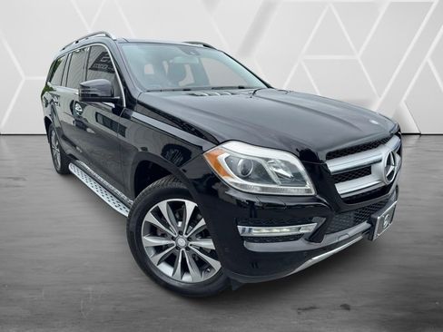 Used 2016 Mercedes-Benz GL 450 4MATIC image 2
