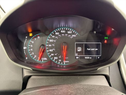 Used 2017 Chevrolet Sonic LT w/ Convenience Package image 18