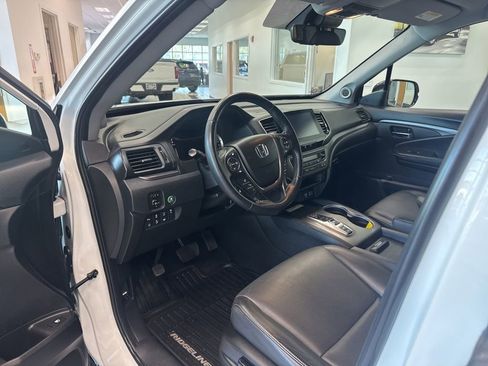Used 2021 Honda Ridgeline RTL-E image 2