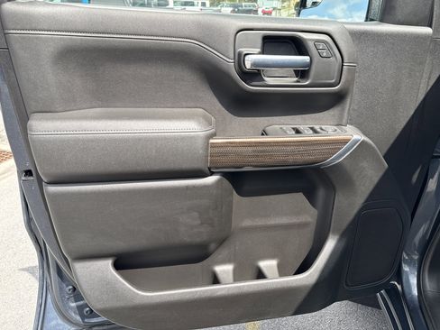 Used 2021 Chevrolet Silverado 1500 LT image 15