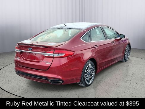 Used 2018 Ford Fusion Titanium image 4