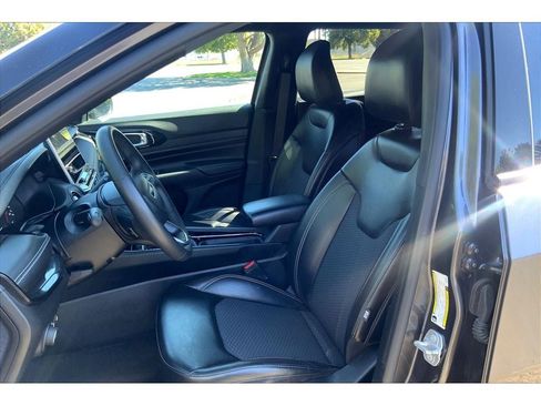 Used 2023 Jeep Compass Altitude image 25