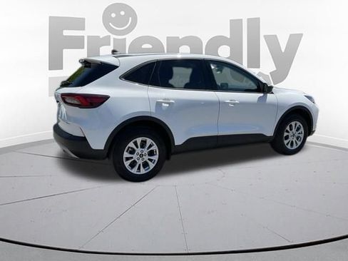 Used 2025 Ford Escape Active AWD/4WD image 11