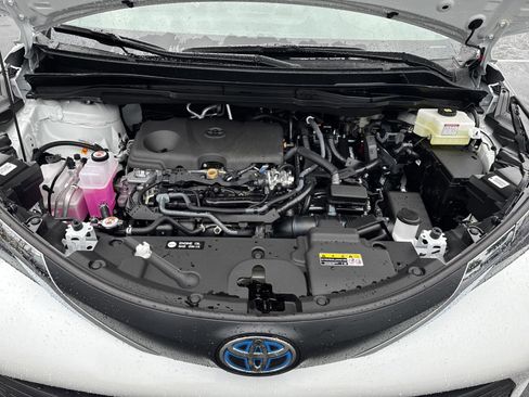 New 2025 Toyota Sienna XLE w/ XLE Plus Package image 45