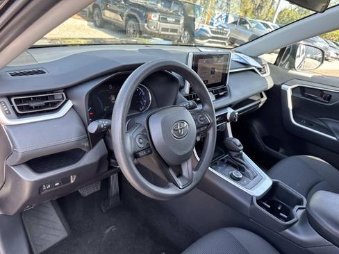 Certified 2025 Toyota RAV4 LE image 11