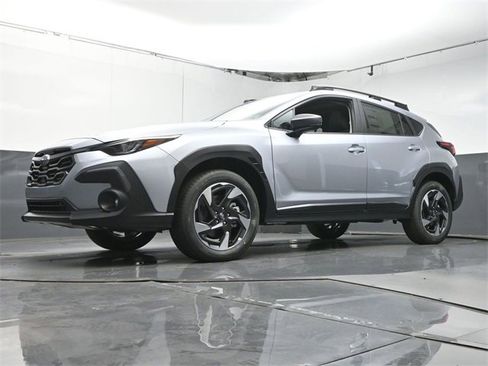 New 2025 Subaru Crosstrek 2.5i Limited w/ Crosstrek Mirror Package image 32