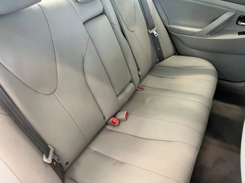 Used 2007 Toyota Camry Hybrid FWD image 34