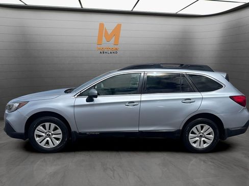 Used 2019 Subaru Outback 2.5i Premium AWD/4WD image 2