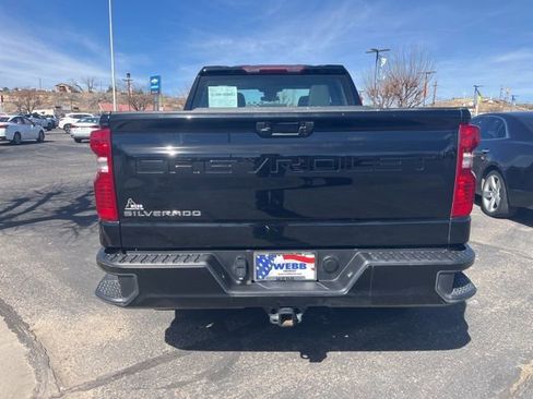 Used 2025 Chevrolet Silverado 1500 W/T w/ Trailering Package image 5