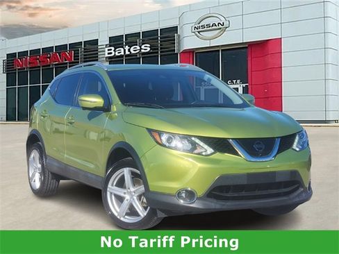 Used 2017 Nissan Rogue Sport SL w/ SL Premium Package image 1
